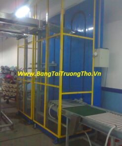 Băng tải đứng