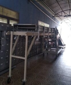 Bang tai pvc nghieng ket hop voi bang tai con lan xep